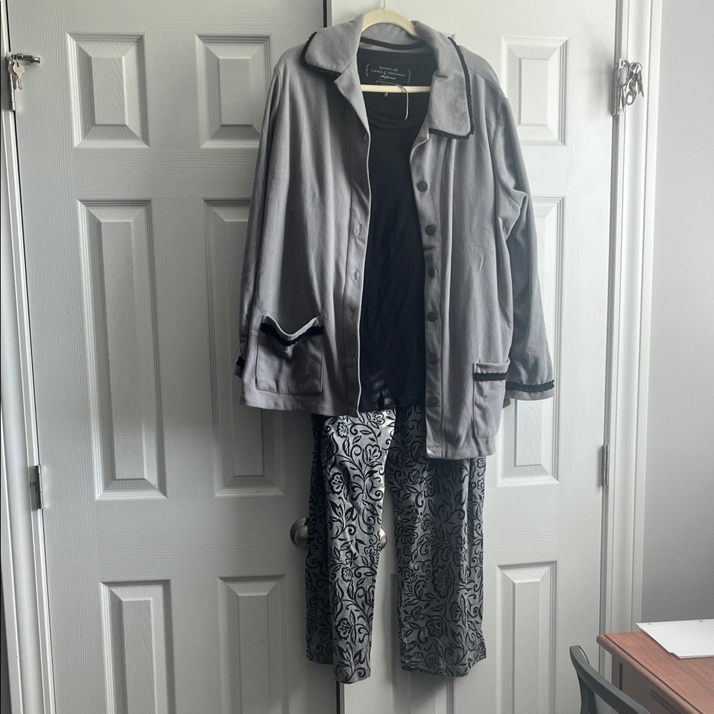 Carol Hochman Pajama Set